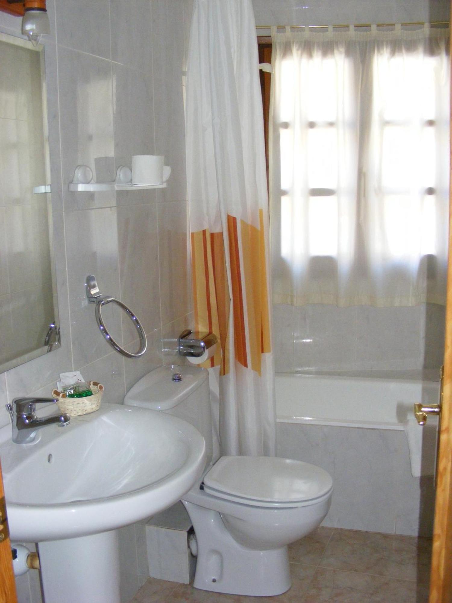 Apartaments L'Arrel Espot Exteriör bild